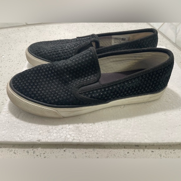 Sperry Woman’s ‘Seaside’ Woven Embossed Suede Slip On Loafer Size 8 Black - Picture 6 of 7